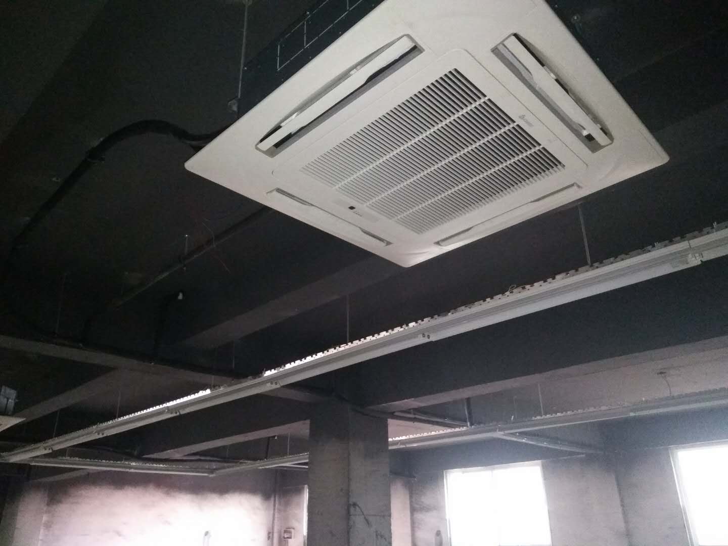中央空调费用安装多少钱_中央空调安装费用_中央空调安装费贵吗